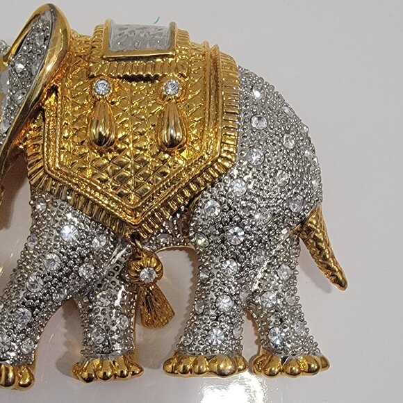 Huge Vintage Goldtone Sparkling Rhinestone Elephant Pin Brooch - Picture 3 of 4